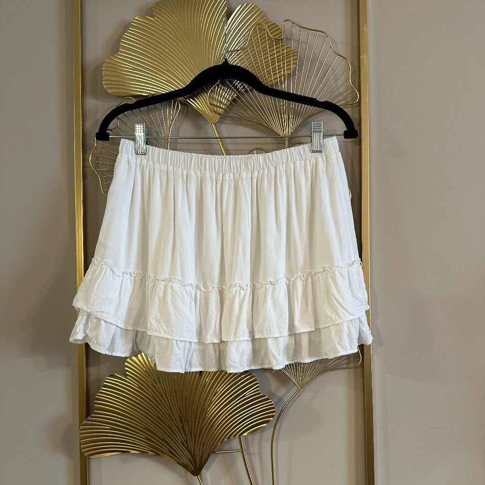 Brandy Melville Izzy Mini Skirt - Picture 5 of 8